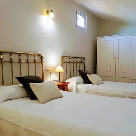 El Cueto Del Sella - Playa Y Senderismo Льямес-де-Прия